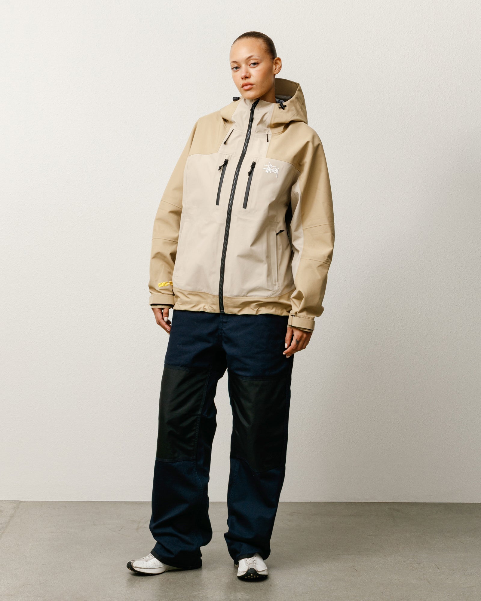 GORE-TEX GUIDE SHELL