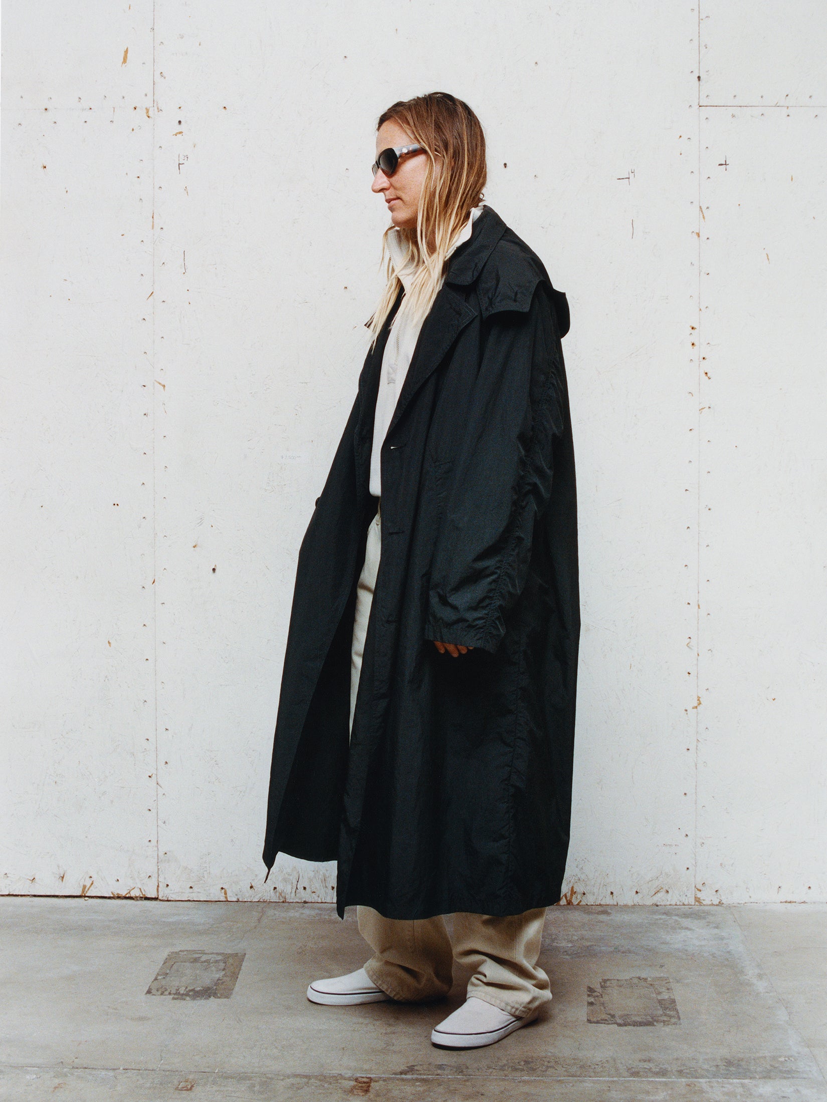 ULTRA LIGHTWEIGHT NYLON TRENCH
